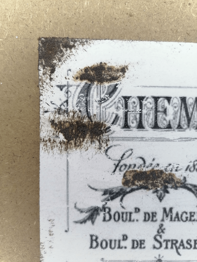 Plaque chemiserie